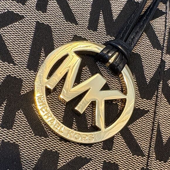 Michael Kors Jet Set Monogram Canvas Leather Tote - Picture 15 of 16